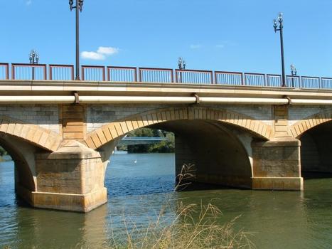 Pont de Thionville, Metz