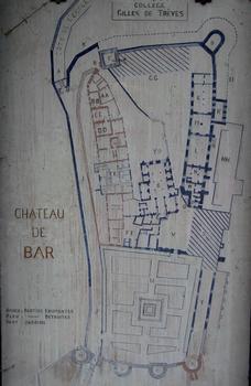 Bar-le-Duc - Musée Barrois - Plan du château (en rouge, ce qui subsiste du château: musée Barrois et tour de l'Horloge)