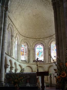 Eglise Saint-Jean-Baptiste de Mézin.Choeur roman