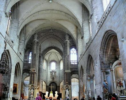 Vannes - Cathédrale Saint-Pierre - Nef
