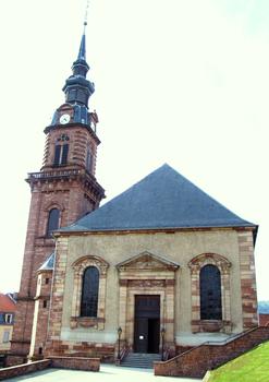 Bitche - Eglise Sainte-Catherine - Façade et clocher construit en 1897