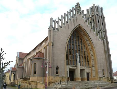 Montigny-lès-Metz - Eglise Sainte-Jeanne-d'Arc