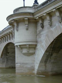 Pont-Neuf sur le petit bras de la Seine