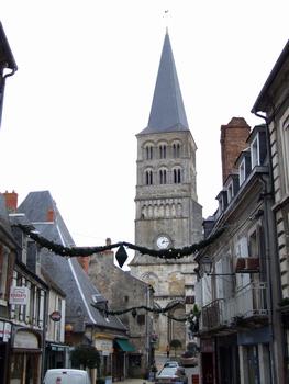 La Charité-sur-Loire - Eglise prieurale Notre-Dame - La tour Sainte-Croix