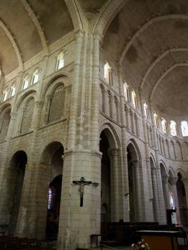 La Charité-sur-Loire - Eglise prieurale Notre-Dame - Croisée du transept