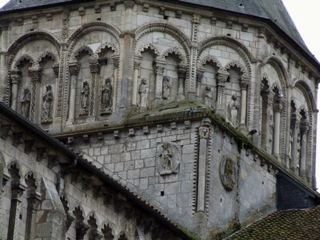 La Charité-sur-Loire - Eglise prieurale Notre-Dame - Tour de la croisée du transept - Détail