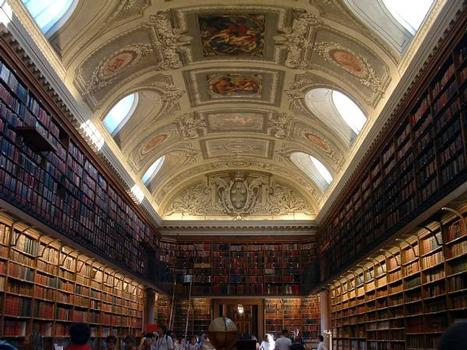 Annexe de la Bibliothèque avec 12 toiles de Jordaens au plafond