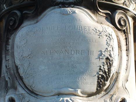 Pont Alexandre III - Plaque commémorative