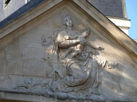 Paris 11ème arrondissement - Eglise Sainte-Marguerite - Détail du fronton