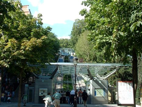 Funiculaire de Montmartre, ParisLower station