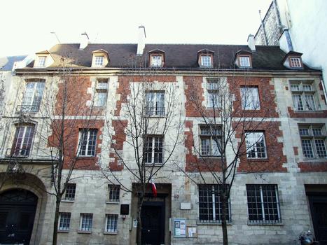 Paris - Maison Jacques-Coeur, Rue des Archives