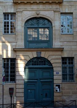 Paris - Collège des Ecossais - Façade sur la rue Cardinal-Lemoine - Portail