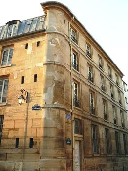 Paris - 5 ème arrondissement - Ancienne communauté des Filles de Saint-Aure - Bâtiment du n°20 construit en 1760 par l'architecte Claude-Martin Goupy