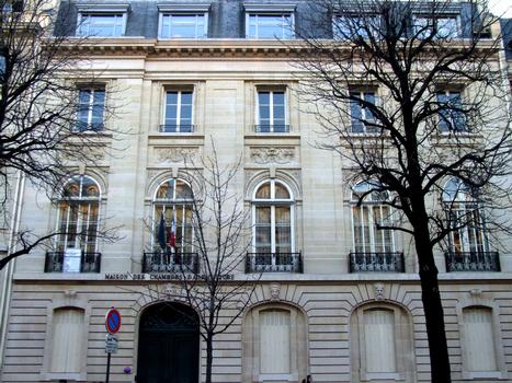 Paris 8 ème arrondissement - Ancien hôtel de Ganay (Maison des Chambres d'Agriculture) sur l'avenue George-V, construit par l'architecte Paul-Ernest Sanson