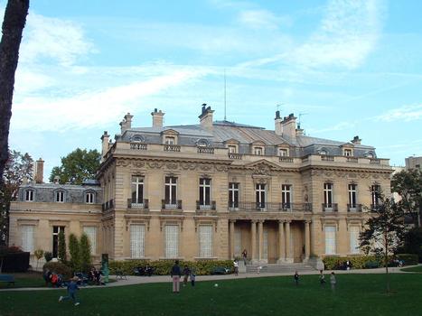 Hôtel Salomon de Rothschild - Façade côté jardin