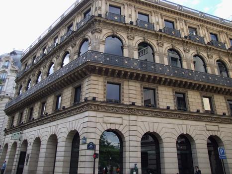 La Maison Dorée (aujourd'hui agence BNP Paribas) - Façade boulevard des Italiens et rue Laffitte