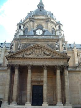 La Sorbonne - Portail côté Nord de la chapelle de la Sorbonne (architecte Jacques Lemercier)