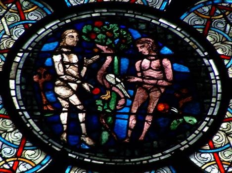 Notre-Dame de ParisVitrail du 13ème siècle - Adam et Eve