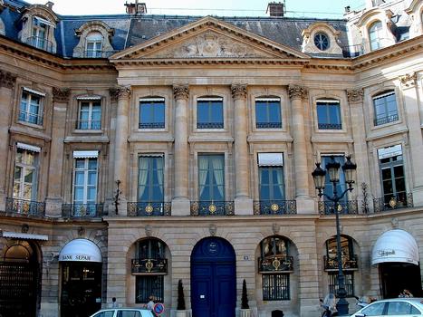 Paris - Place Vendôme - Ancien hôtel d'Evreux à l'angle nord-ouest de la place