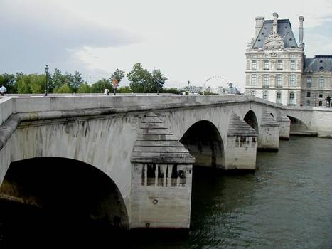 Pont Royal côté amont et Pavillon de Flore du Louvre, Paris