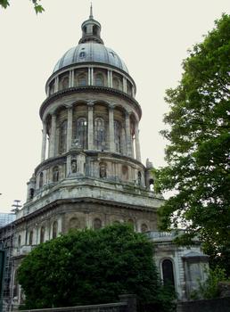 Boulogne-sur-Mer - Cathédrale-basilique Notre-Dame-et-Saint-Joseph - Vue du chevet et du dôme depuis le rempart