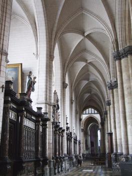 Saint-Omer - Cathédrale Notre-Dame - Bas-côté gauche