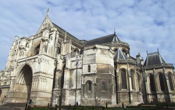 Saint-Omer - Cathédrale Notre-Dame - Ensemble côté sud