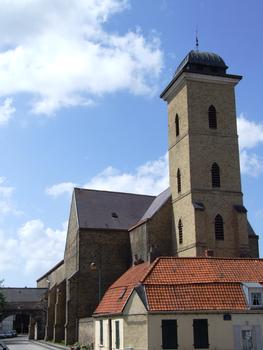 Gravelines - Eglise Saint-Willibrord - Chevet et clocher