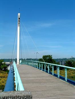 Cable-stayed footbridge, Petit-Quevilly