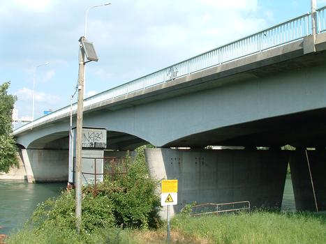 Pont de Croix-Luizet - Vue d'ensemble - Ouvrage permettant au CD6 de franchir le canal de Jonage