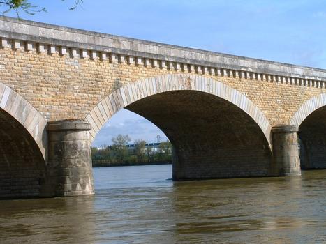 Pont de Port-Boulet entre Avoine et Bourgueil - Une travée