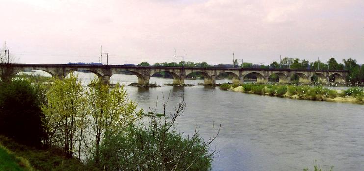 Pont ferroviaire de MontlouisTravées sur la Loire