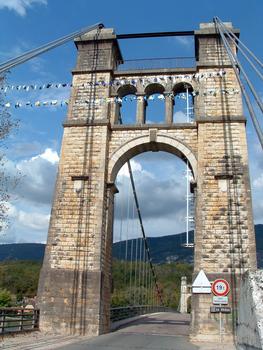 Pont de Groslée sur le Rhône - Le pylône rive gauche