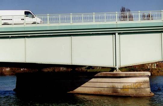 Pont mixte de la RN 5 sur l'Yonne, Pont-sur-YonneUne pile