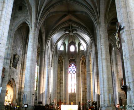 Ambert - Eglise Saint-Jean - Nef