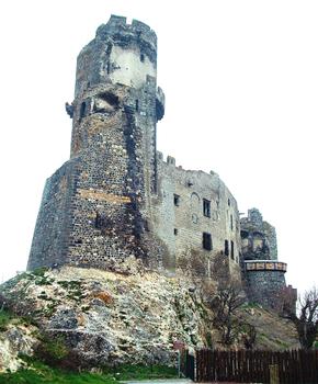 Volvic - Château de Tournoël