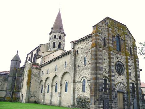 Ennezat - Eglise Saint-Victor-et-Sainte-Couronne