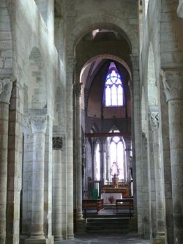 Ennezat - Eglise Saint-Victor-et-Sainte-Couronne - Nef romane et choeur gothique