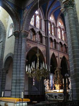 Riom - Basilique Saint-Amable - Croisée du transept et choeur