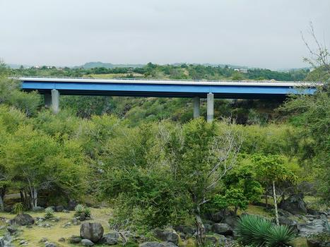 Route des Tamarins - Pont sur la Ravine des Avirons