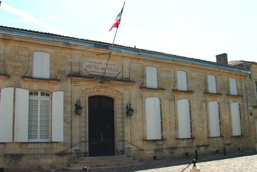 Saint-Emilion - Hôtel de Ville - Façade côté Nord-Ouest