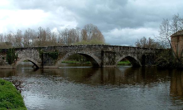 Pont gothique, Saint-Ouen-sur-Gartempe
Downstream side