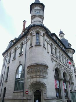 Mâcon - La Poste, rue Victor Hugo