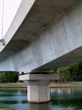 Montereau-Fault-Yonne - Pont Georges-Pompidou