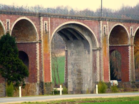 Pommeuse - Viaduc ferroviaire - Une arche renforcée
