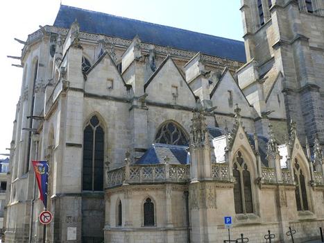 Melun - Eglise Saint-Aspais - Chevet et chapelles