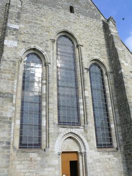 Larchant - Eglise Saint-Mathurin - Façade du transept Sud restaurée en 1995-1996