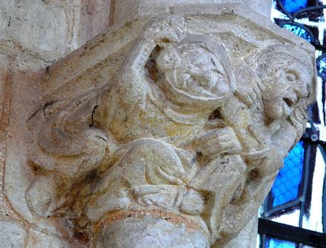 Larchant - Eglise Saint-Mathurin -: Chapelle de la Vierge datant du 14 ème siècle - Personnages sculptés sur les colonnettes représentant les péchés capitaux