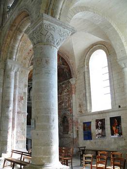 Abbaye Saint-Georges de Boscherville : Saint-Martin-de-Boscherville - Abbatiale Saint-Georges - Croisillon sud du transept - Pilier et chapiteau