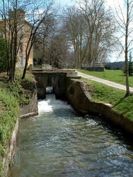 Canal du Midi
Seuil de Naurouze
Arrivée de la rigole dans le bassin de Naurouze: Canal du Midi 
Seuil de Naurouze 
Arrivée de la rigole dans le bassin de Naurouze
